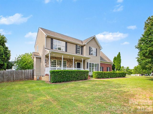 2715 Thornburg Court, Monroe, NC 28110