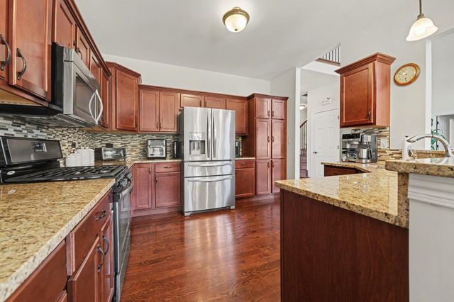 745 Huey Drive, Crown Point, IN 46307