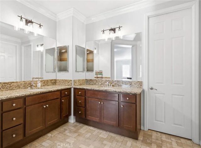 24487 Swift Deer, Corona, CA 92883