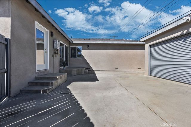6053 Turnergrove Drive, Lakewood, CA 90713
