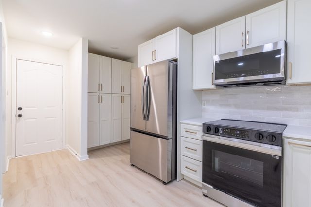 633 Glenties Dr, Smyrna, TN 37167