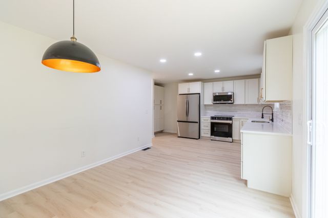 633 Glenties Dr, Smyrna, TN 37167