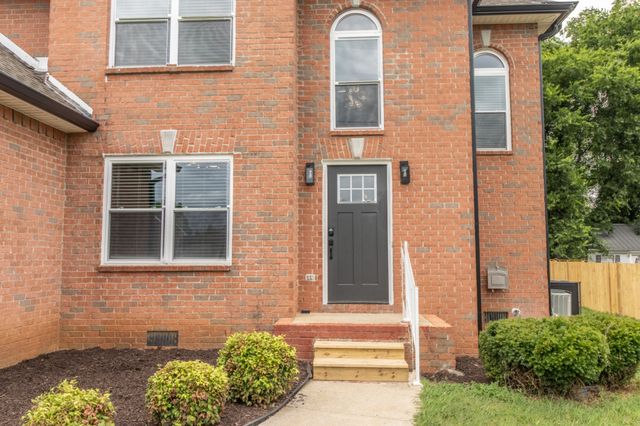 633 Glenties Dr, Smyrna, TN 37167