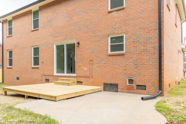 633 Glenties Dr, Smyrna, TN 37167