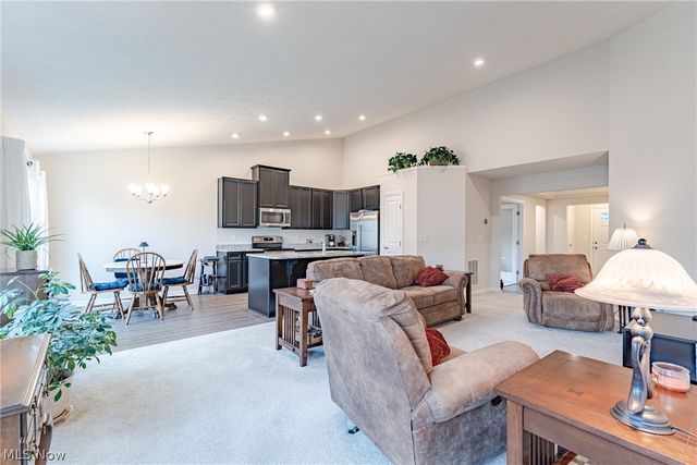 1737 Creekside Court, Painesville, OH 44077