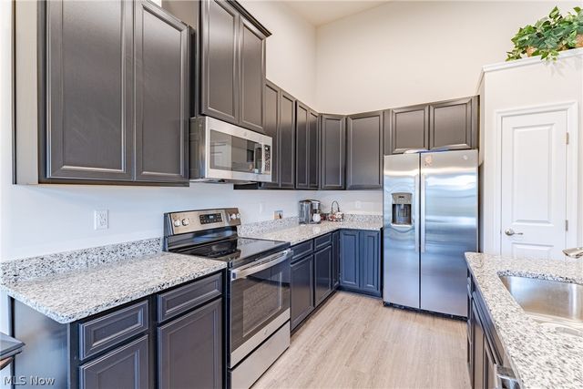 1737 Creekside Court, Painesville, OH 44077