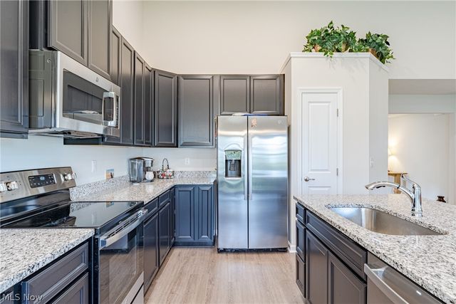1737 Creekside Court, Painesville, OH 44077