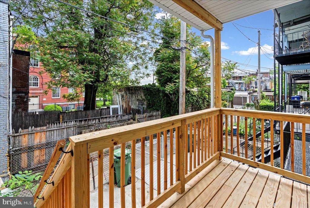 Image 24 of property listing at 1915 N BENTALOU ST, Baltimore, MD 21216