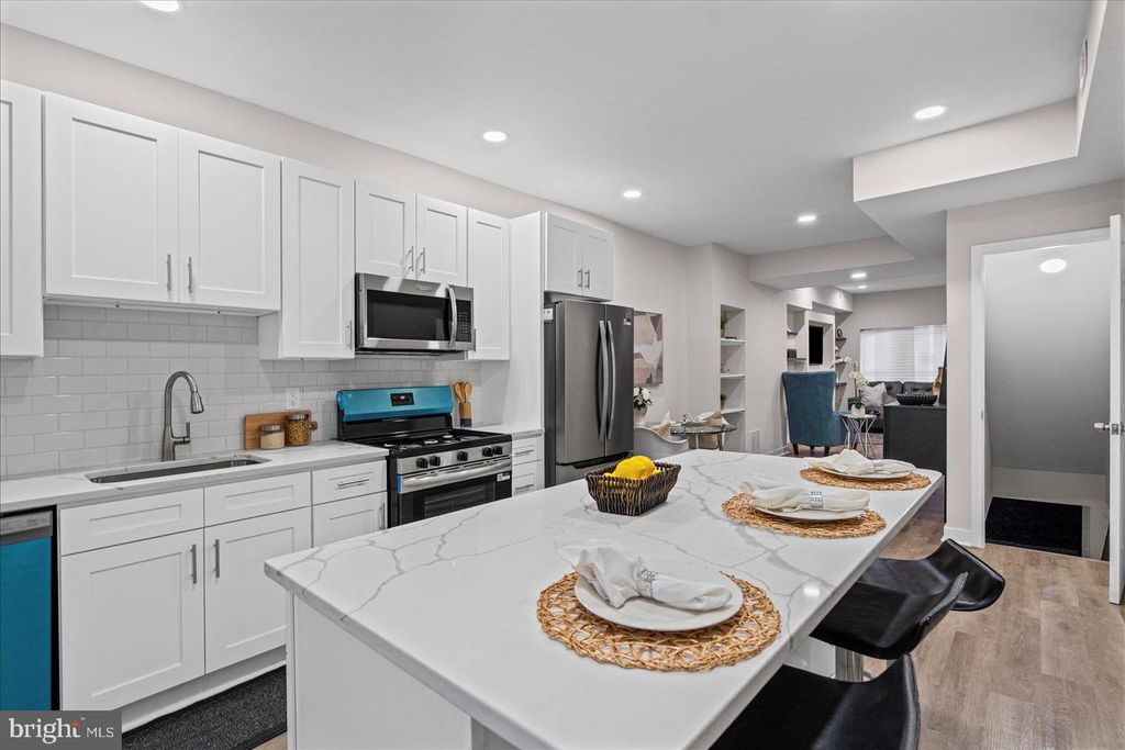 Image 9 of property listing at 1915 N BENTALOU ST, Baltimore, MD 21216