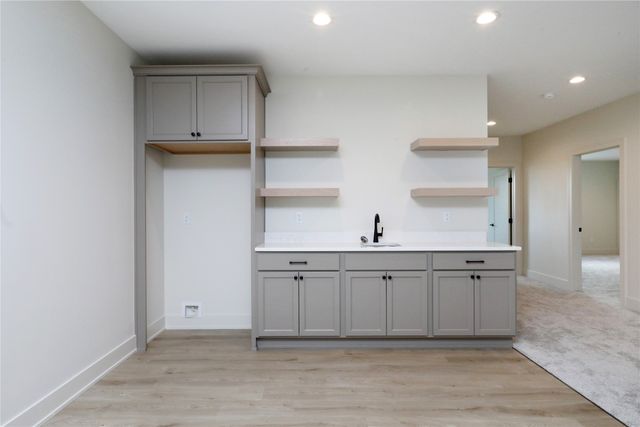 2257 Green Leaf Circle, Norwalk, IA 50211