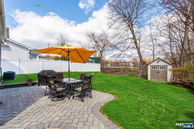 74 Franklin Street, Verona, NJ 07044