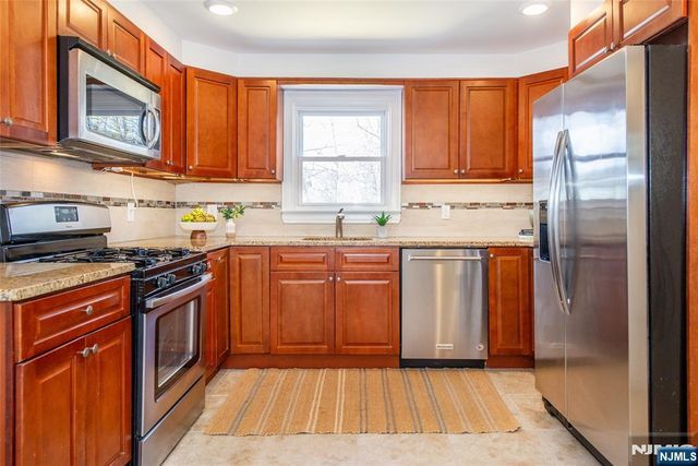 74 Franklin Street, Verona, NJ 07044