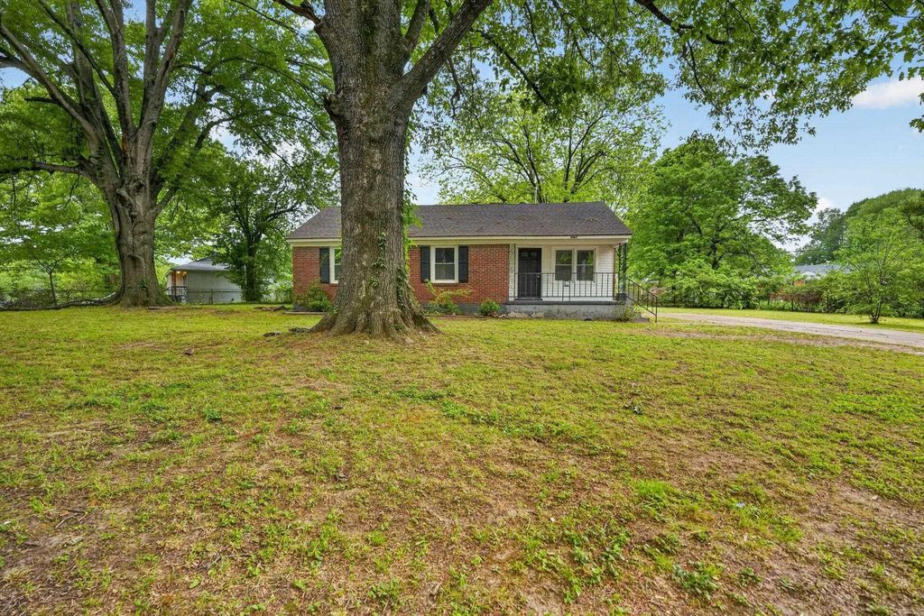 4067 GRANTHAM RD, Memphis, TN 38109