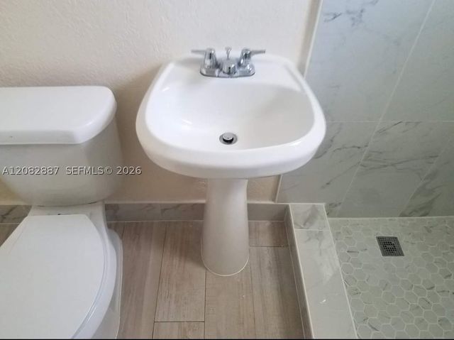 1200 NE 110th St 3, Miami, FL 33161