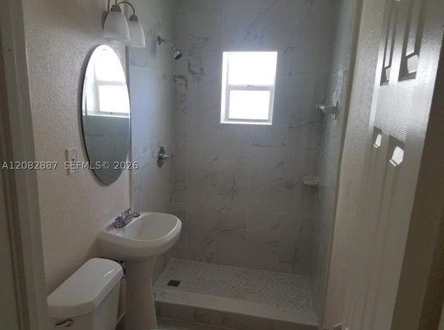 1200 NE 110th St 3, Miami, FL 33161