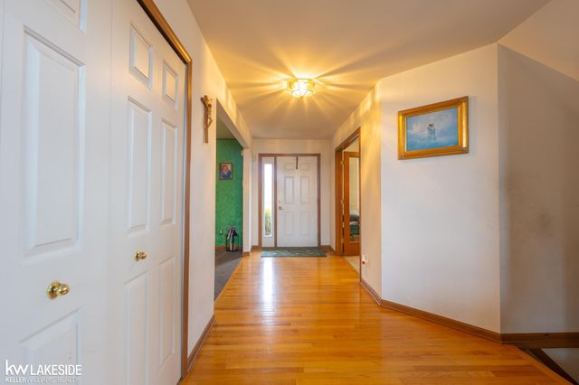 52802 Turnberry Drive, Chesterfield, MI 48051