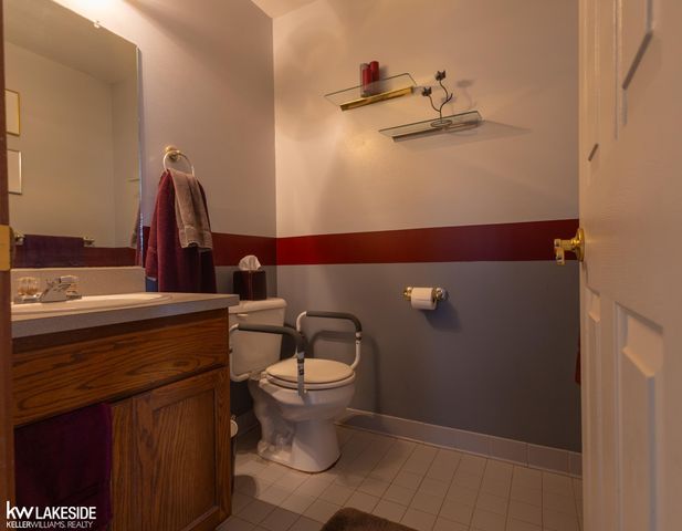 52802 Turnberry Drive, Chesterfield, MI 48051