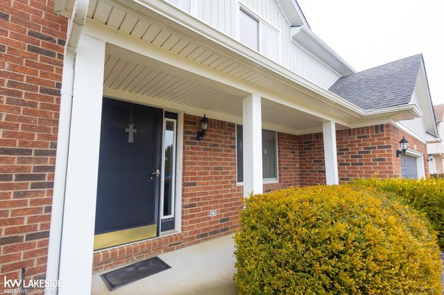 52802 Turnberry Drive, Chesterfield, MI 48051