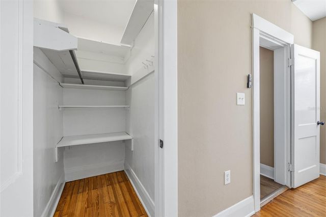 1029 E POWHATAN AVENUE, Tampa, FL 33604