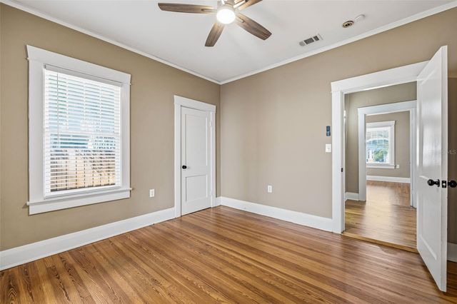 1029 E POWHATAN AVENUE, Tampa, FL 33604