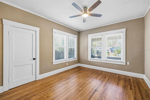 1029 E POWHATAN AVENUE, Tampa, FL 33604