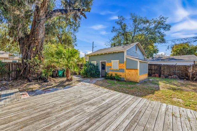 1029 E POWHATAN AVENUE, Tampa, FL 33604