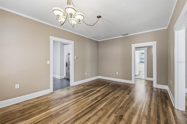 1029 E POWHATAN AVENUE, Tampa, FL 33604