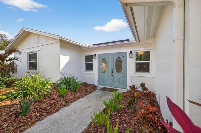 4705 FOXSHIRE CIRCLE, Tampa, FL 33624