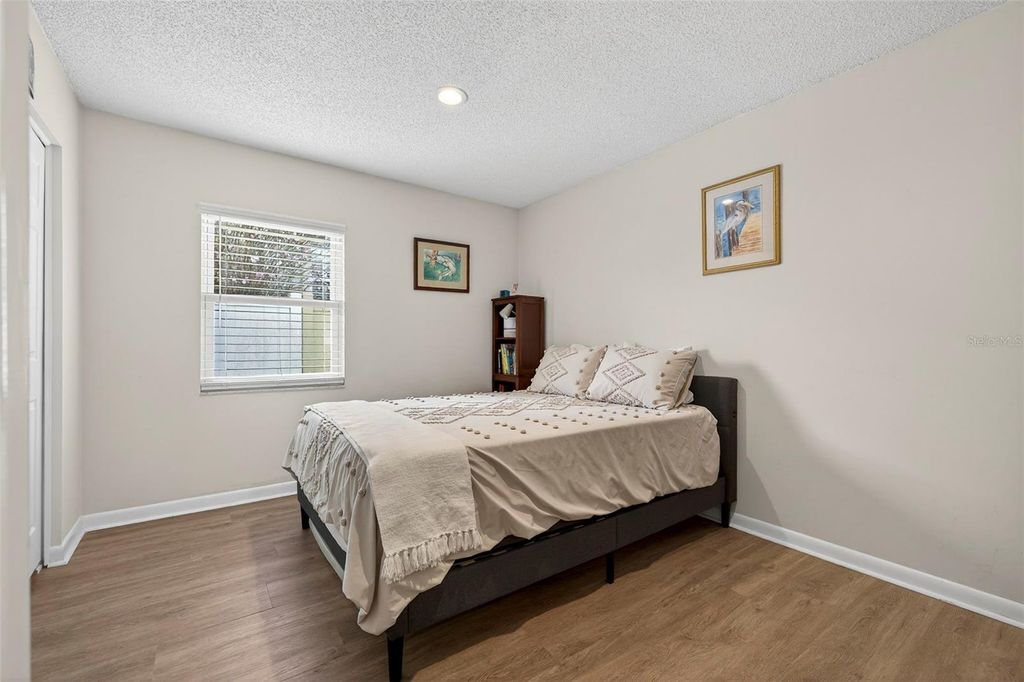 Image 15 of property listing at 4705 FOXSHIRE CIRCLE, Tampa, FL 33624