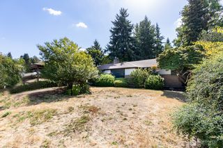 2215 S 216th Street, Des Moines, WA 98198