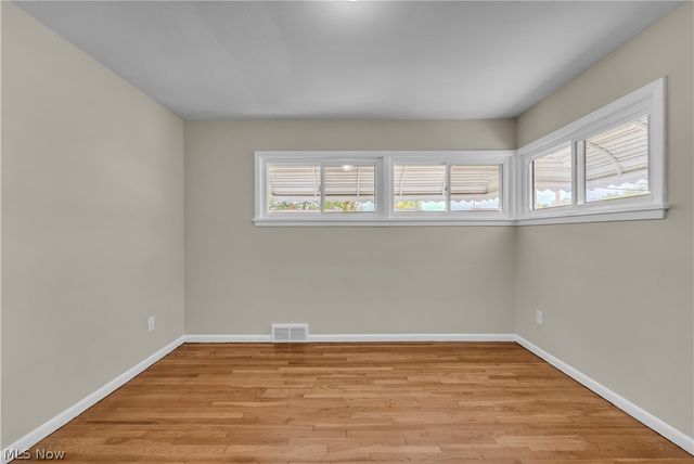 29210 Green Drive, Willowick, OH 44095