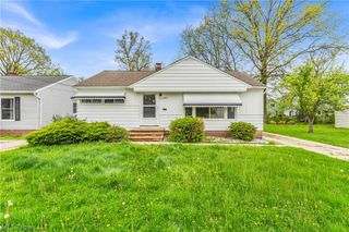 29210 Green Drive, Willowick, OH 44095