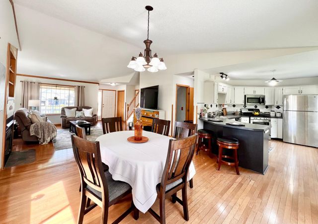 17229 Van Buren Street NE, Ham Lake, MN 55304