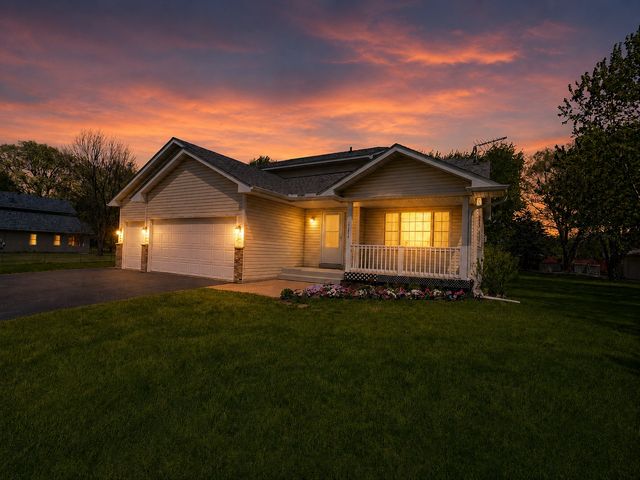17229 Van Buren Street NE, Ham Lake, MN 55304