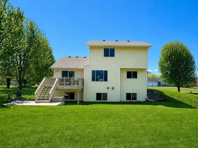 17229 Van Buren Street NE, Ham Lake, MN 55304