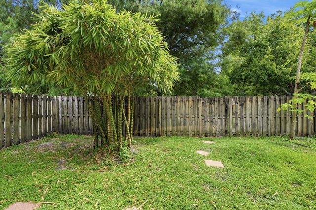 5880 SW 99th Terrace, Cooper City, FL 33328