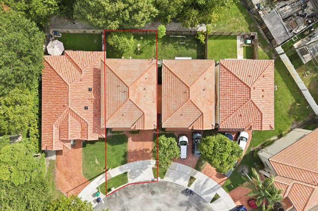 5880 SW 99th Terrace, Cooper City, FL 33328