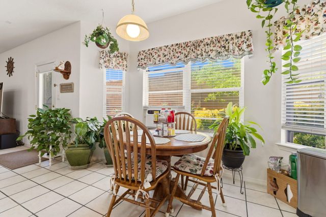 9929 Cameron Street NW, Albuquerque, NM 87114
