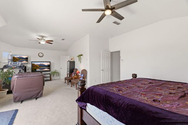 9929 Cameron Street NW, Albuquerque, NM 87114
