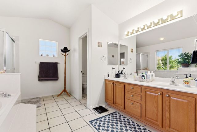 9929 Cameron Street NW, Albuquerque, NM 87114
