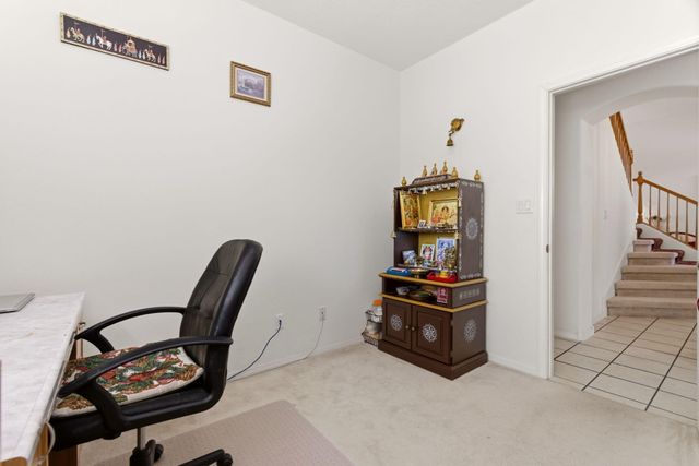 9929 Cameron Street NW, Albuquerque, NM 87114