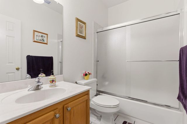 9929 Cameron Street NW, Albuquerque, NM 87114