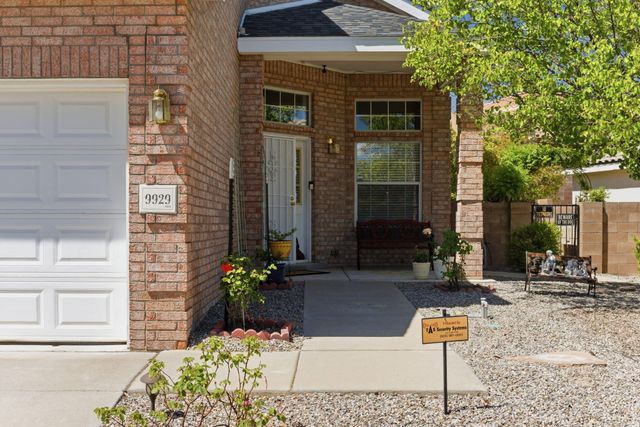 9929 Cameron Street NW, Albuquerque, NM 87114