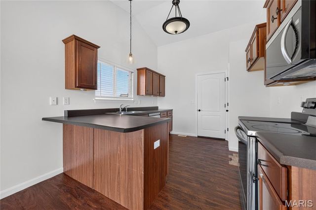 24 Austin Oaks Drive, Moscow Mills, MO 63362
