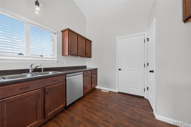 24 Austin Oaks Drive, Moscow Mills, MO 63362