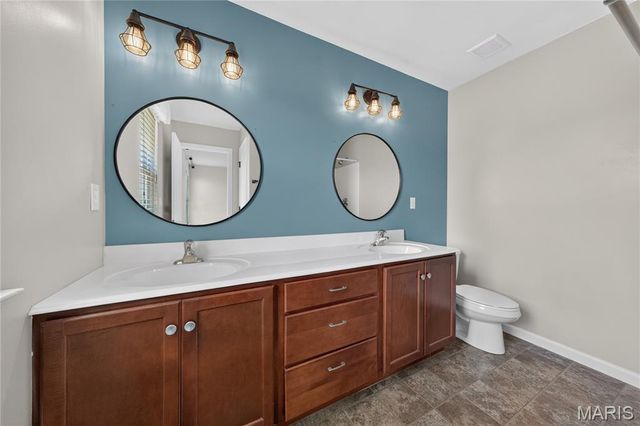 24 Austin Oaks Drive, Moscow Mills, MO 63362