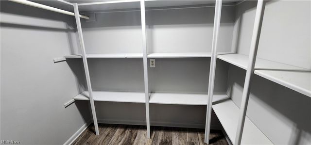 638 Robbins Avenue, Niles, OH 44446