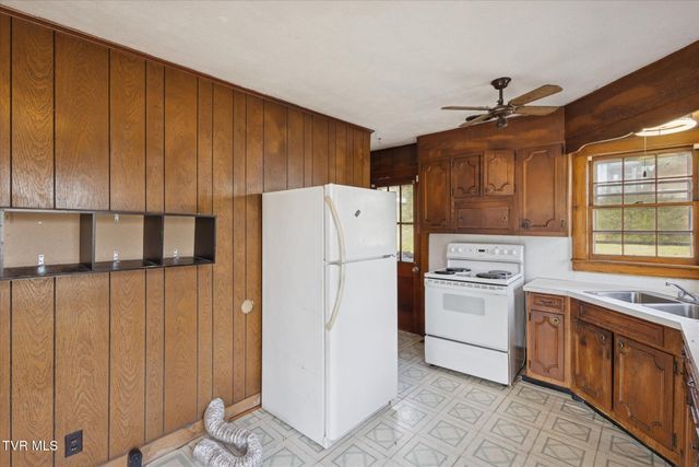 279 Chapel Street, Weber City, VA 24290