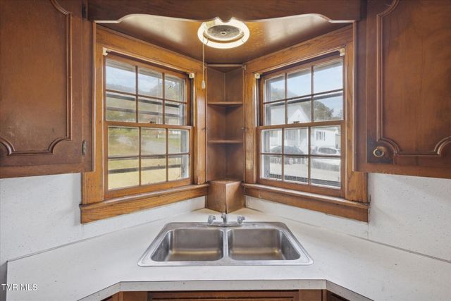 279 Chapel Street, Weber City, VA 24290