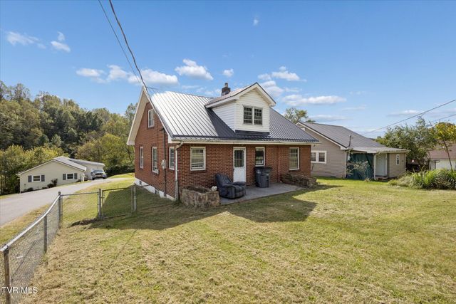 279 Chapel Street, Weber City, VA 24290